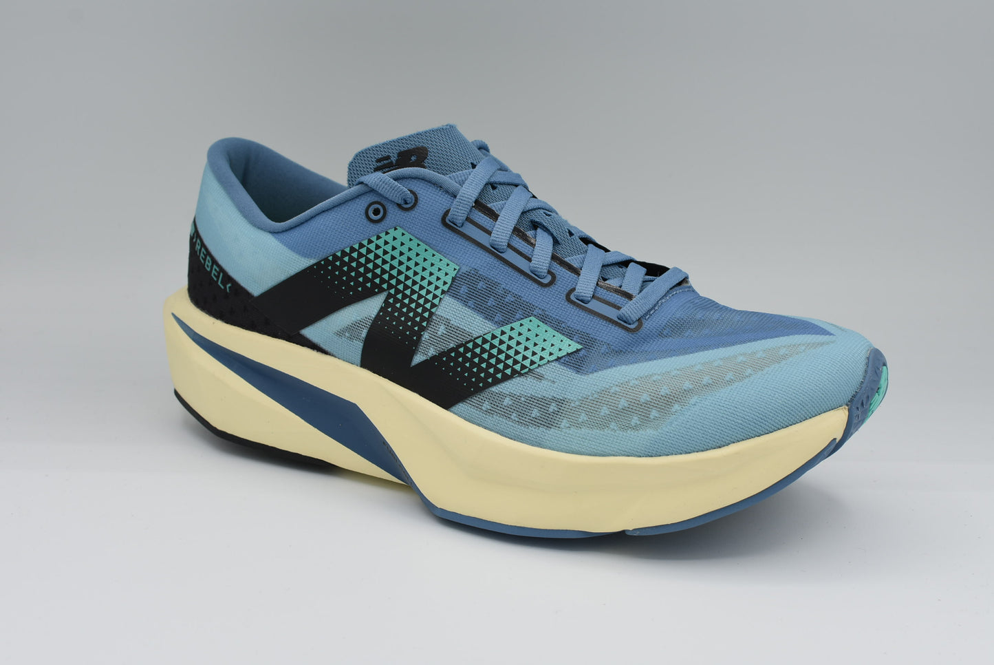 New Balance FuelCell Rebel v4 Men