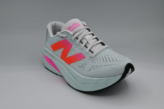 New Balance FuelCell SuperComp Trainer v3 M