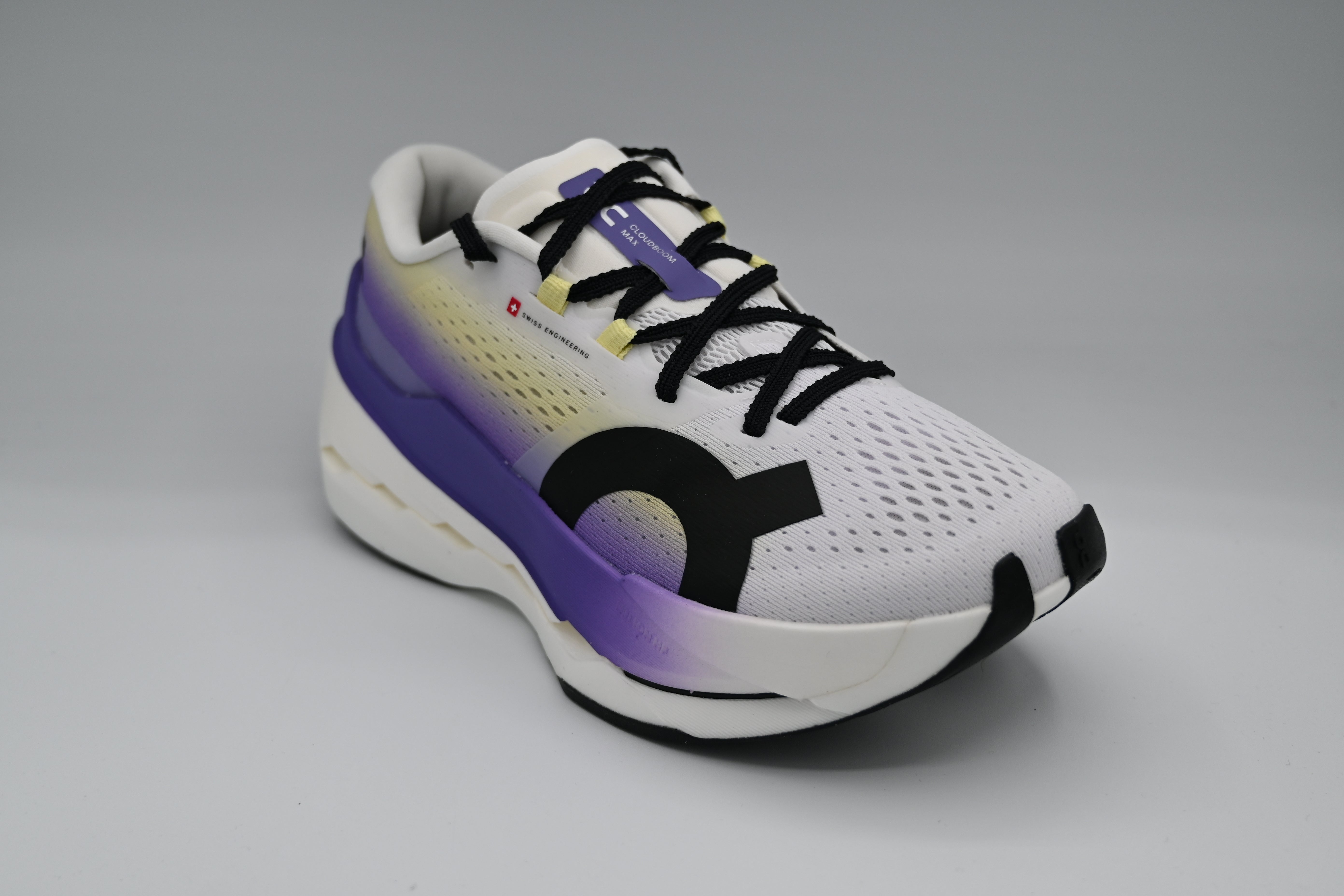 On Cloudboom Max Women – Fast Trax Run & Ski Shop