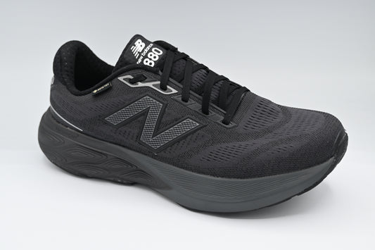 New Balance Fresh Foam X 880v15 GORE-TEX Men